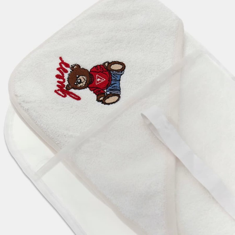 GUESS Βρεφική Αγοριστική Κρεμ Πετσέτα με Κέντημα & Τσαντάκι (ONE SIZE)